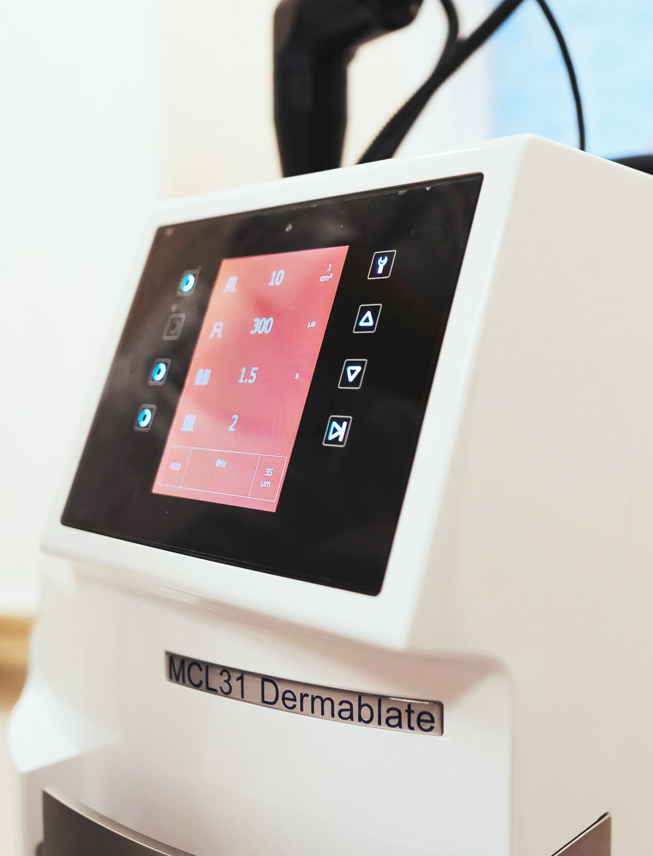 Лазер Asclepion MCL31 Dermablate ➜ Профессиональное лазерное омоложение, купить в Украине | Alfaspa изображение 16